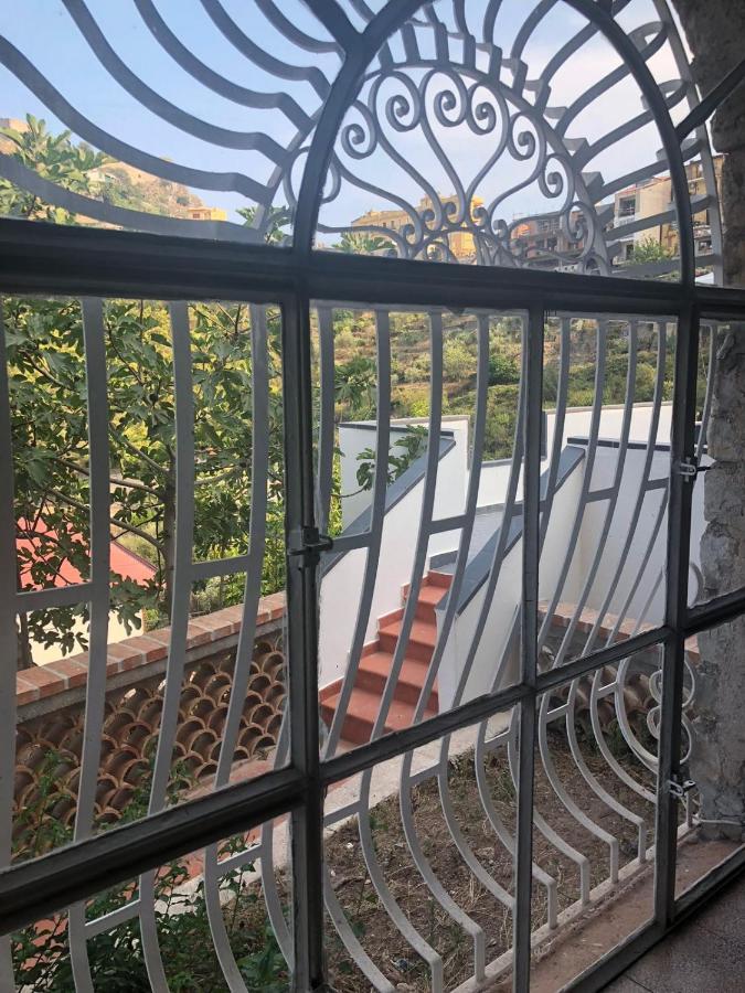 Luxury Suite Terrazze E Vista Mare Taormina Eksteriør billede