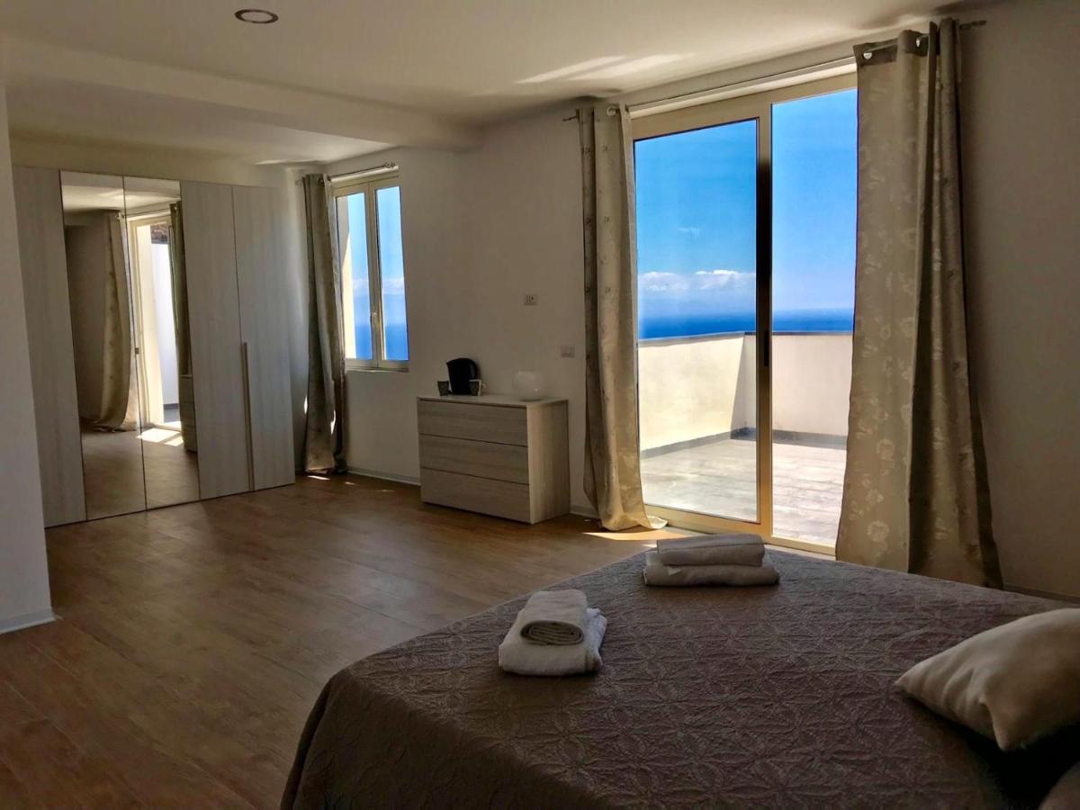 Luxury Suite Terrazze E Vista Mare Taormina Eksteriør billede